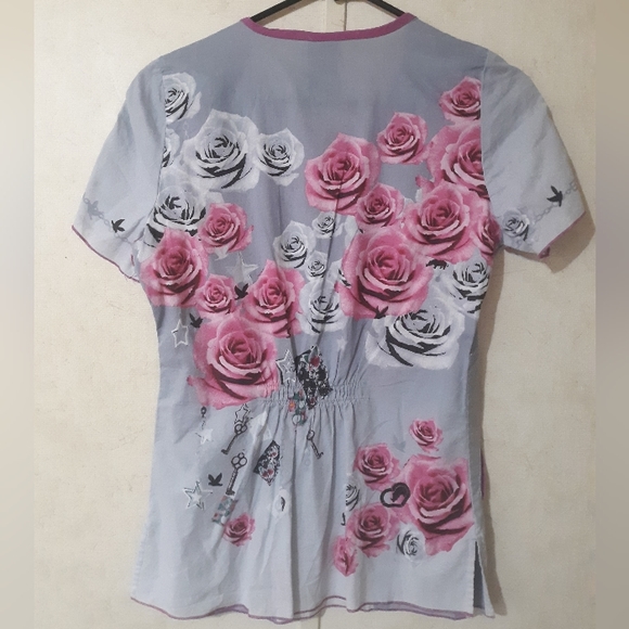 ECHO RED SCRUB TOP - Picture 7 of 8